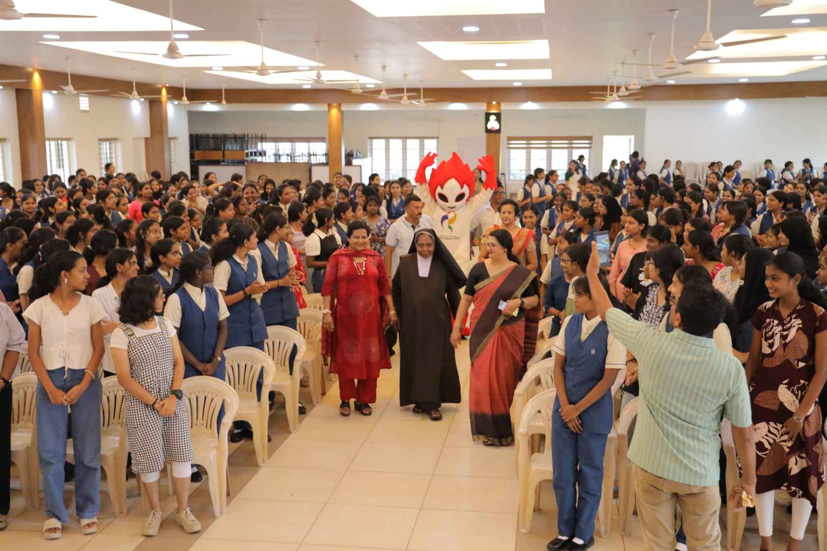 CARMEL VAZHUTHACAUD